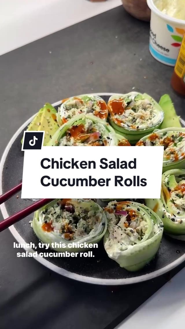 🥒HIGH PROTEIN CHICKEN SALAD CUCUMBER ROLLS. . If you are tight on time but still want to eat a ridiculously good high protein meal, checkout this chicken salad. I ate it as cucumber rolls and these were amazing. . Here is how to make it: 1. Start with 1lb of cooked, shredded chicken (I just shredded 4 cooked chicken breasts, but rotisserie works too). Shred with two forks or thinly dice it up. 2. Finely dice 1/2 a red onion and soak it in 2 cups of water for 10 minutes to mellow the flavor, then