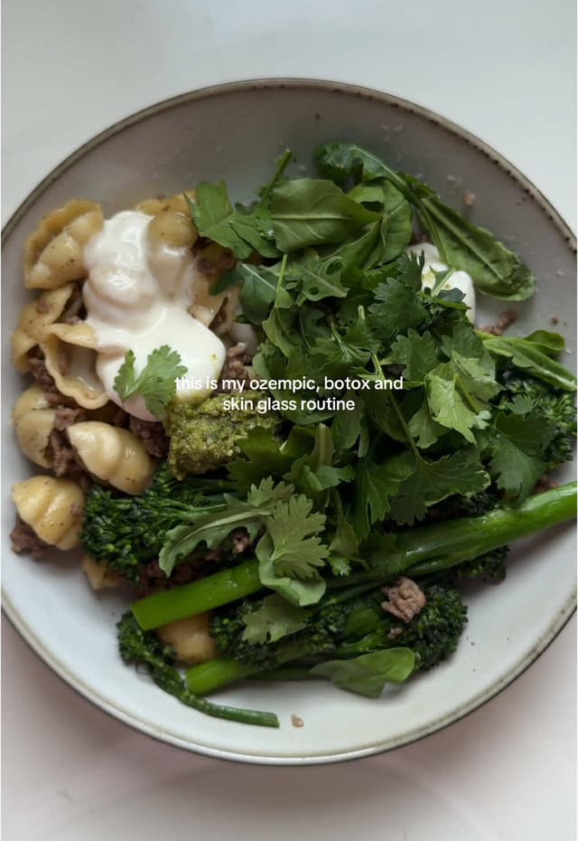healthy food inspo - eat real food 🤍 #healthygut #hormonalbalance #yogurtbowl #healthybreakfast #healthylunch #healthylifestyle 