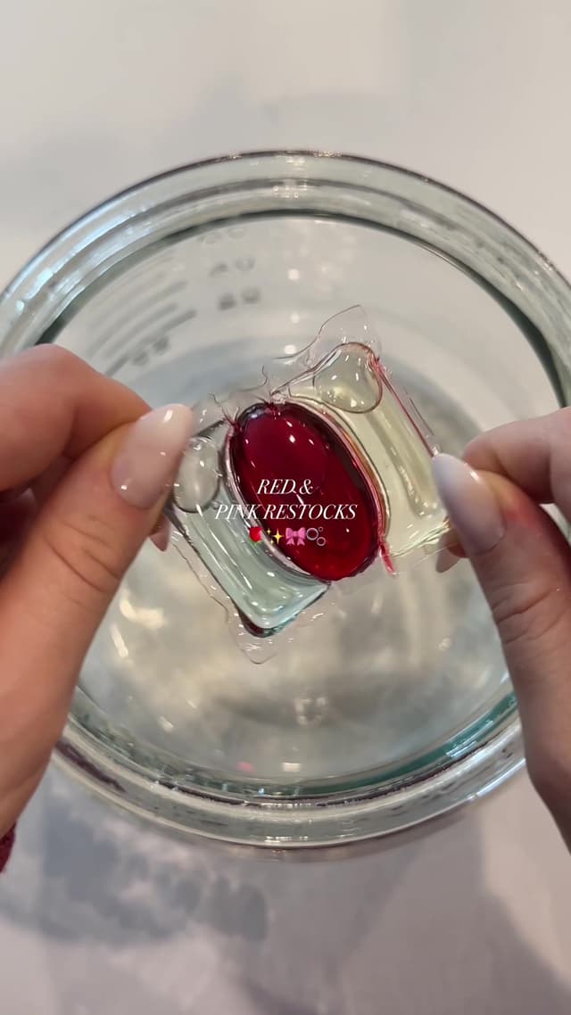 ✨ Red & pink restock perfection ❤️💗 Sweet treats & aesthetic vibes only Purely satisfying ASMR therapy 🎧 #asmr #restock #satisfying #organization #aesthetic #cleaning #Home #asmrvideo #refill #homeorganization #organizedhome #restockasmr #CleanTok #cleanwithme #cleaningtips #cleaninghacks #organizationtips #homeessentials #declutter #asmrsounds #asmrvideos #restockwithme #laundrytok #laundryasmr #laundryaesthetic #homelife #organize #laundrylove #kitchenorganization #homehacks #fyp #viral #foryo