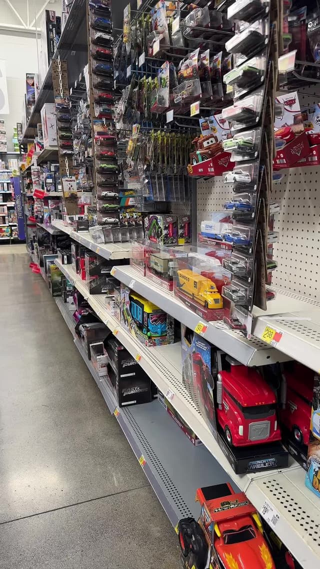 Walmart jackpot 🏁⚡️#walmartfinds #cars#pixarcars #haulers#boymom#lightningmcqueen #fyp#carmom #newfinds #fyppppppppppppppppppppppp
